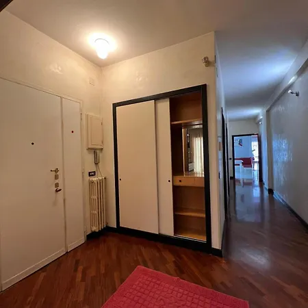 別荘 Garibaldi Plaza バーリ