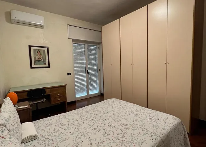 Nyaraló Garibaldi Plaza